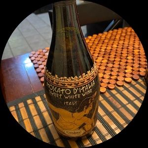 Meet your Posher, Pilar